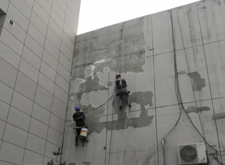 吕梁市楼顶漏水维修公司分享下吕梁市外墙防水的注意事项