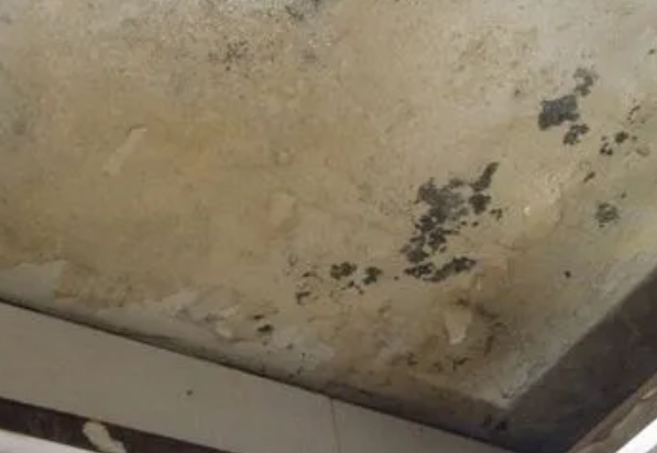 吕梁市阳台漏水维修公司分享下吕梁市卫生间渗水维修需要注意哪些问题。